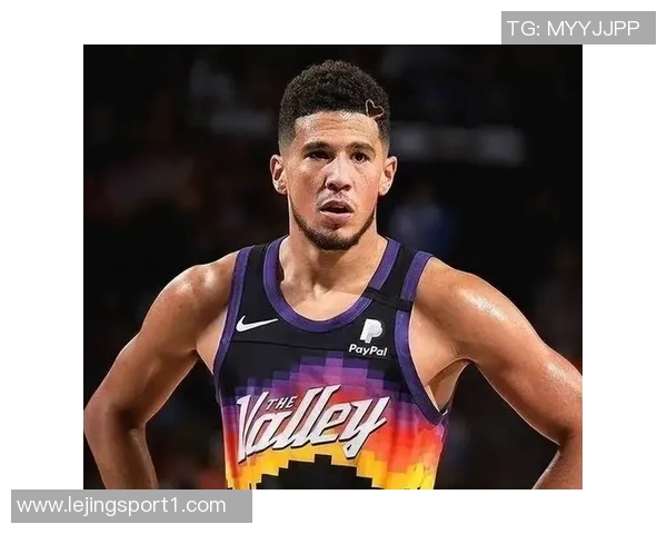 布克展望未来球队成长期待每场比赛的胜利与进步