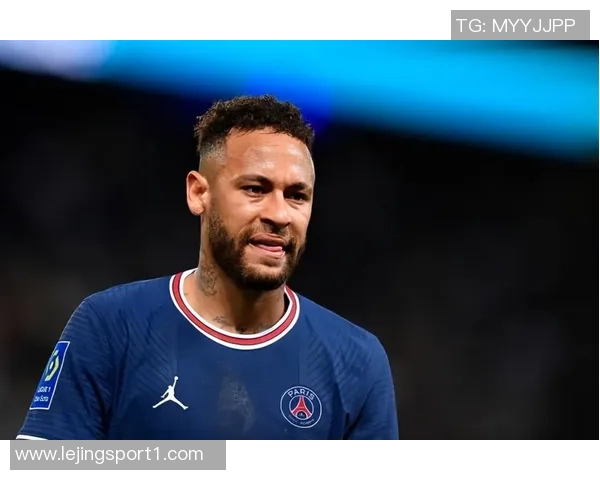 前途无量的埃斯特旺年仅18岁身价已达8000万欧超越内马尔与维尼修斯 前途无量的埃斯特旺年仅18岁身价已达8000万欧超越内马尔与维尼修斯