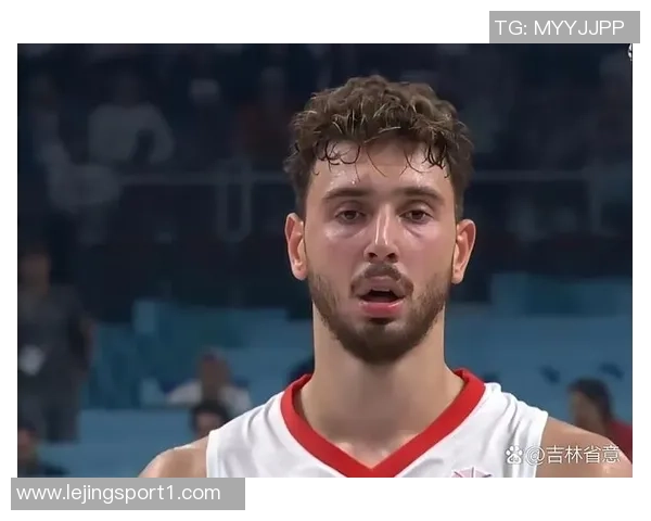 申京24岁前助攻上双创中锋历史第二仅次于约基奇39次 申京24岁前助攻上双创中锋历史第二仅次于约基奇39次