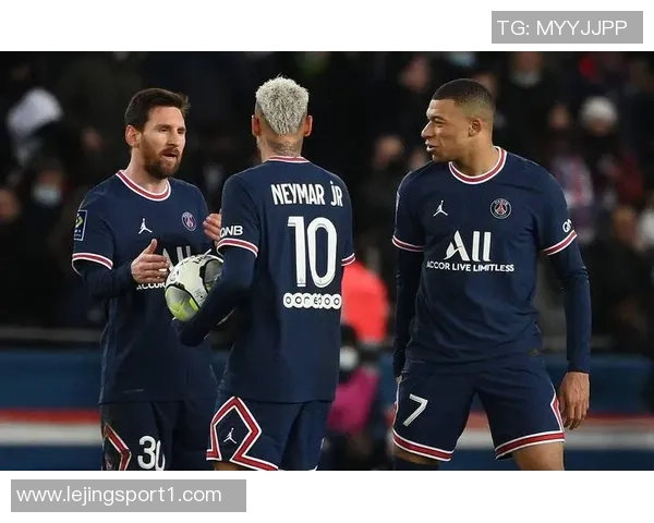 FIFPRO年度最佳阵候选名单揭晓梅西C罗姆巴佩在列凯恩意外落选 FIFPRO年度最佳阵候选名单揭晓梅西C罗姆巴佩在列凯恩意外落选